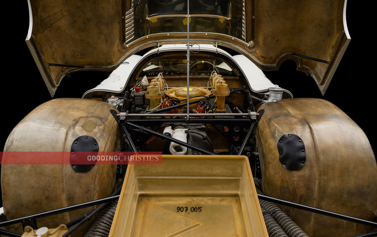Porsche 907
