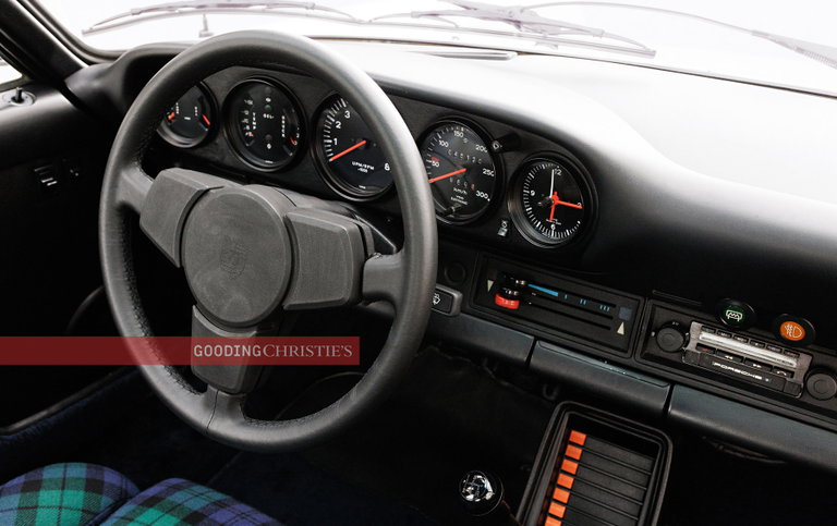 Porsche 911 Carrera 3.0