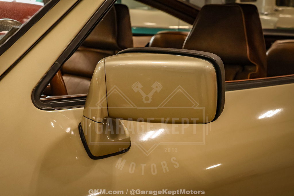 Porsche 928