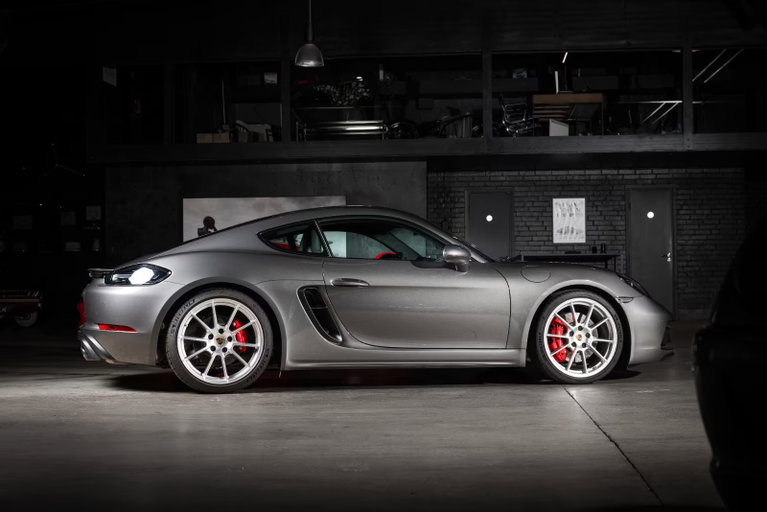 Porsche 718 Cayman GTS 4.0
