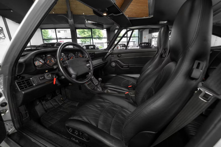 Porsche 993 Carrera 4S