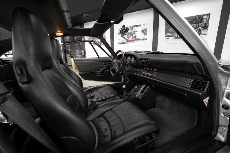 Porsche 993 Carrera 4S
