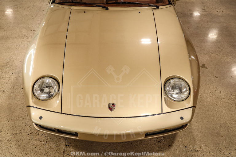 Porsche 928