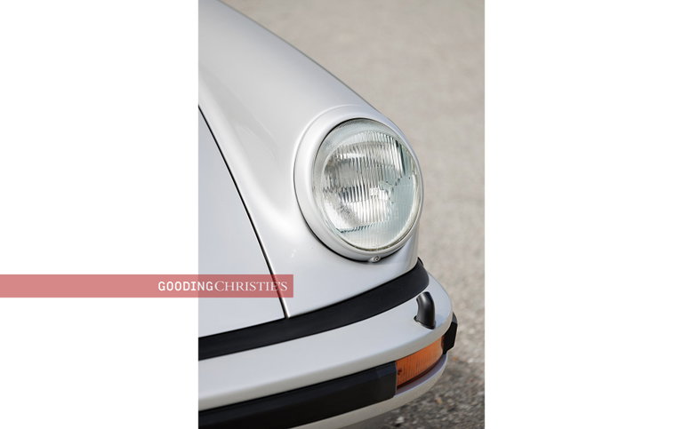 Porsche 911 Carrera 3.0