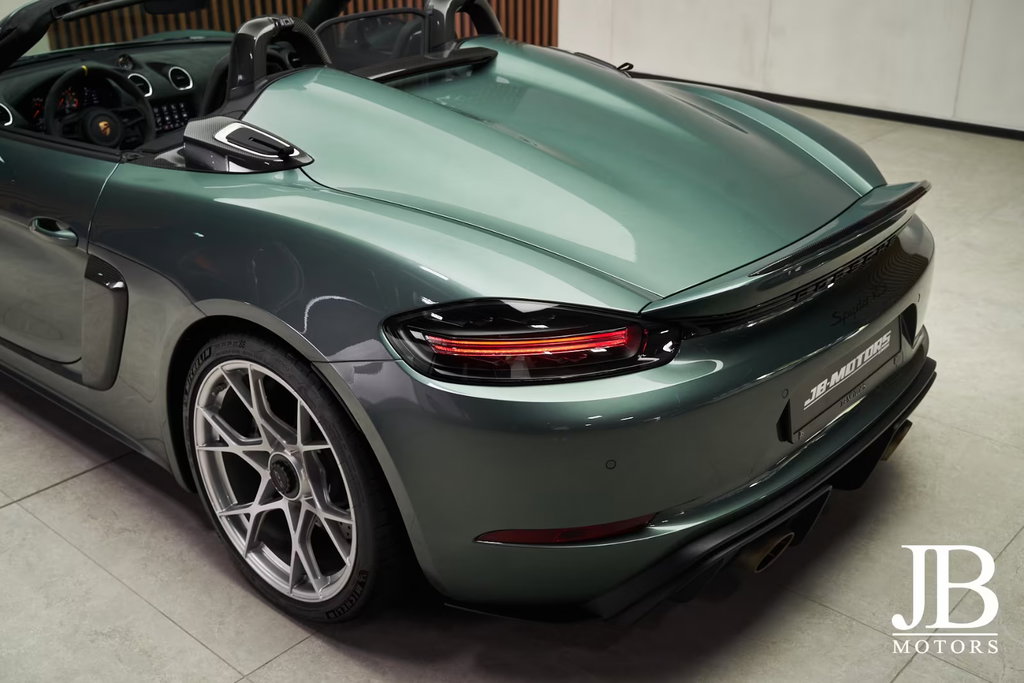 Porsche 718 Spyder RS