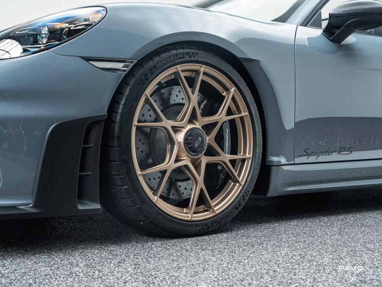 Porsche 718 Spyder RS