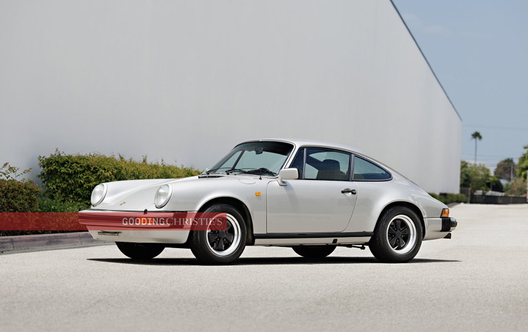 Porsche 911 Carrera 3.0