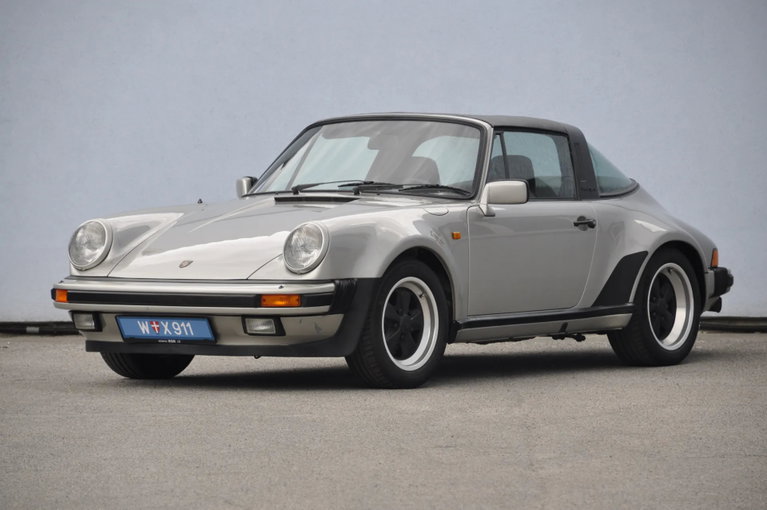 Porsche 911 Carrera 3.2
