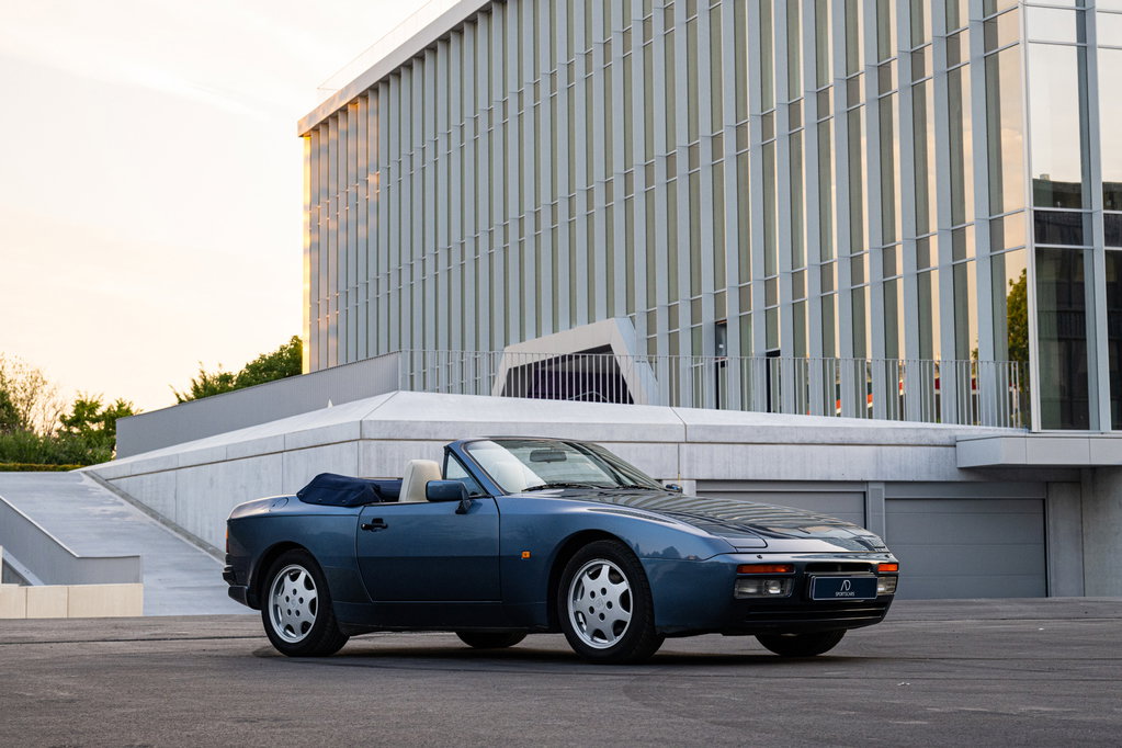 Porsche 944 S2 Cabriolet