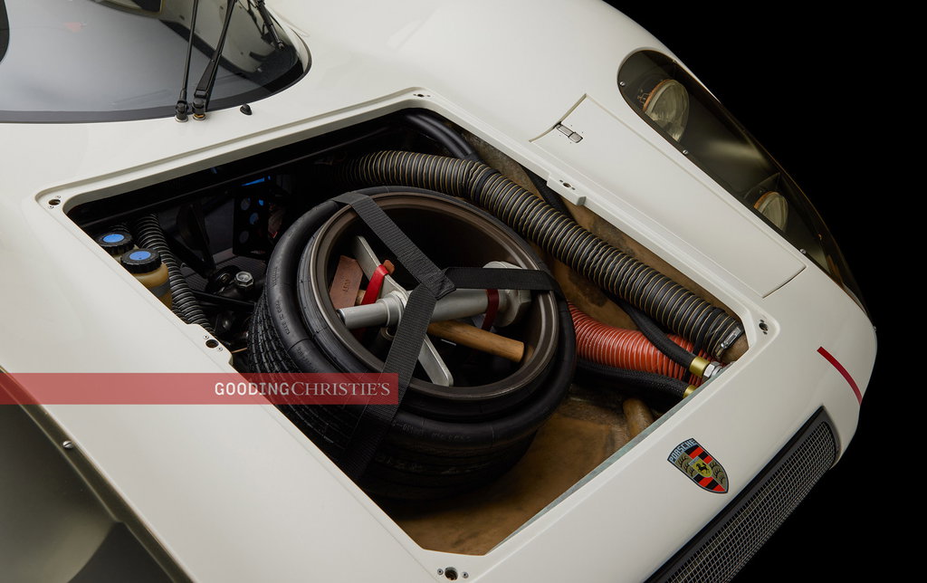 Porsche 907