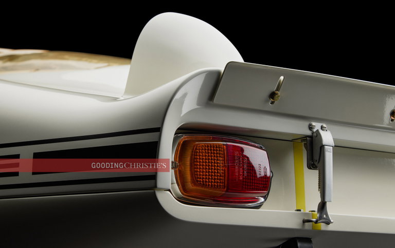 Porsche 907