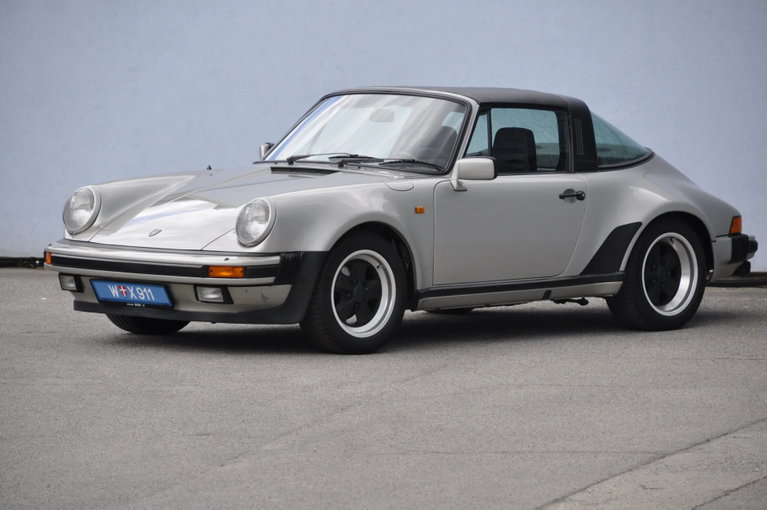 Porsche 911 Carrera 3.2