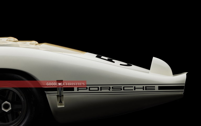Porsche 907