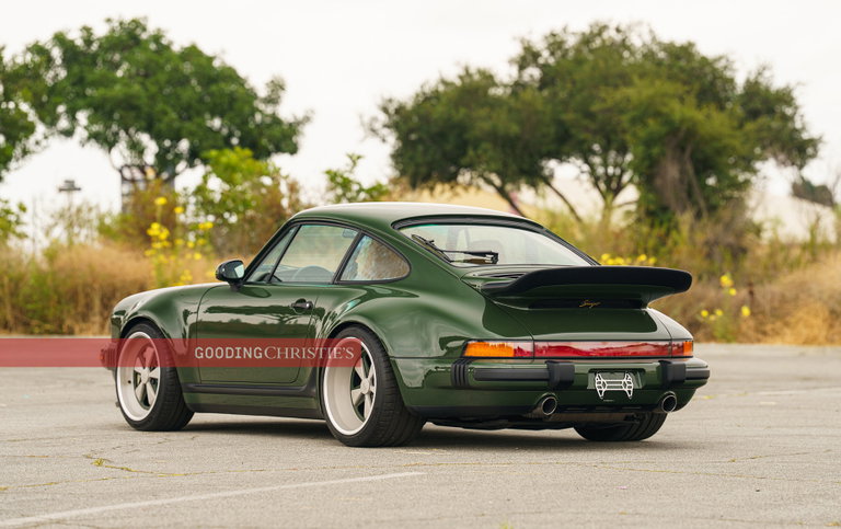 Porsche 911 Reimagined by Singer