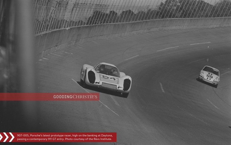 Porsche 907