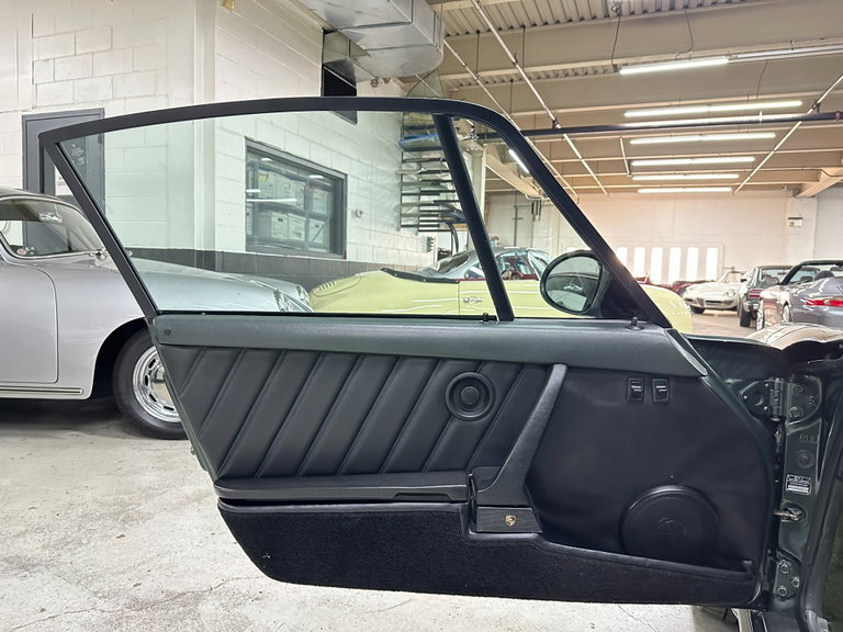 Porsche 911 Turbo 3.3 RUF BTR Conversion