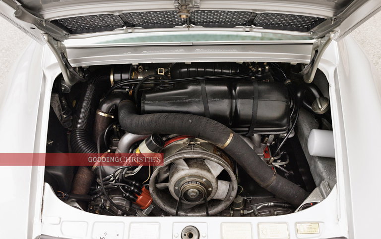 Porsche 911 Carrera 3.0