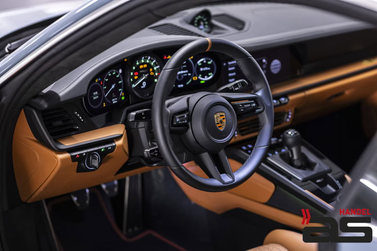 Porsche 911 S/T