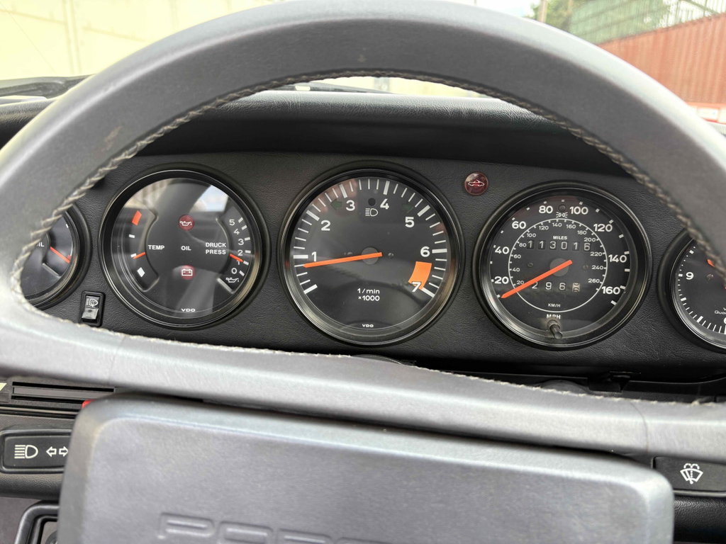 Porsche 911 Carrera 3.2