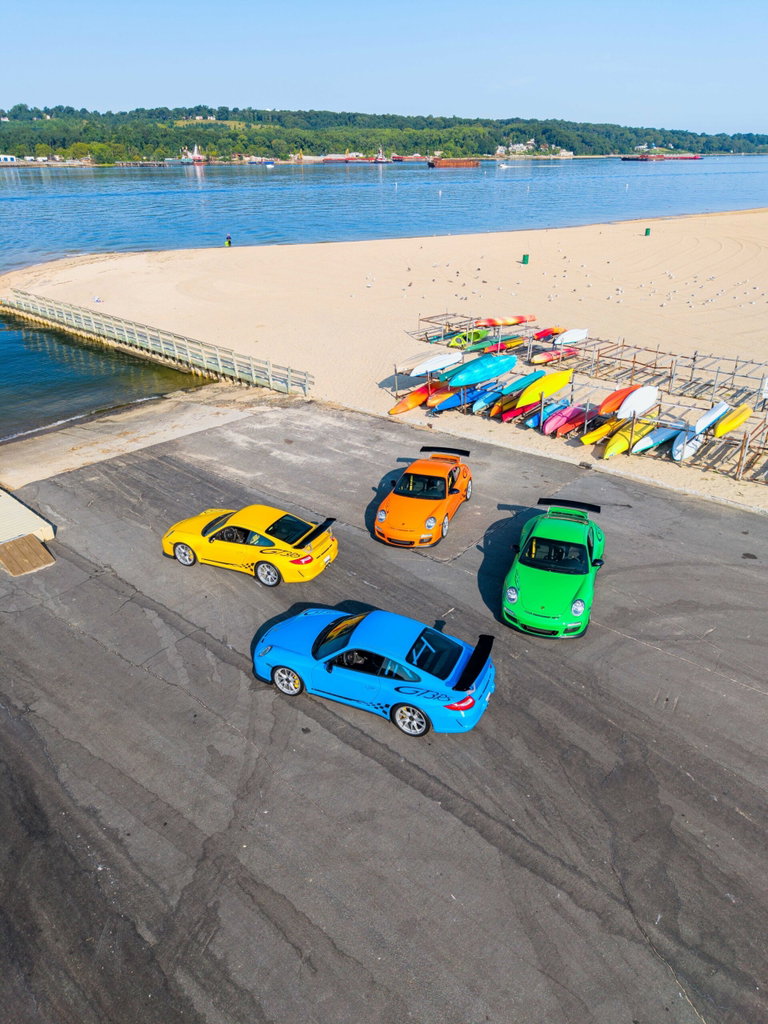 Elferspot Market Highlights: Four Paint to Sample Porsche 997.2 GT3 RS