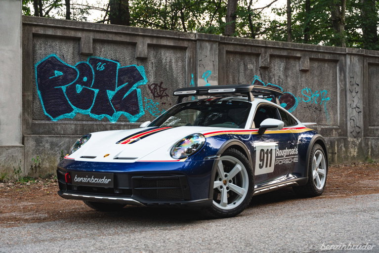 Porsche 911 Dakar