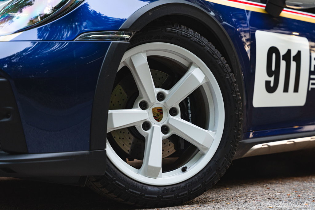Porsche 911 Dakar