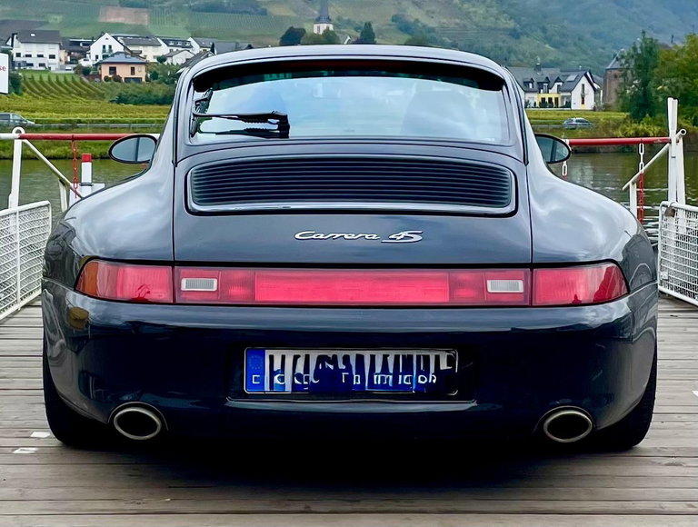 Porsche 993 Carrera 4S