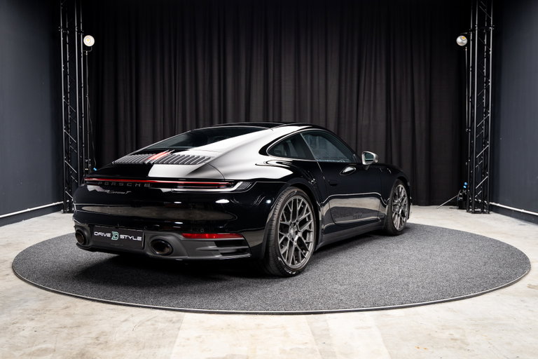 Porsche 992 Carrera T