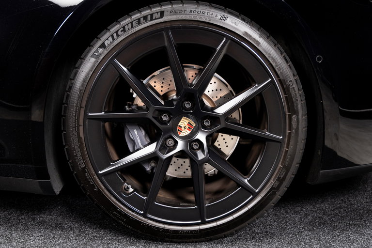 Porsche 992.2 Carrera