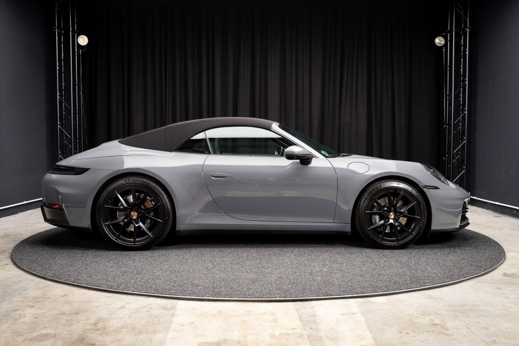 Porsche 992.2 Carrera