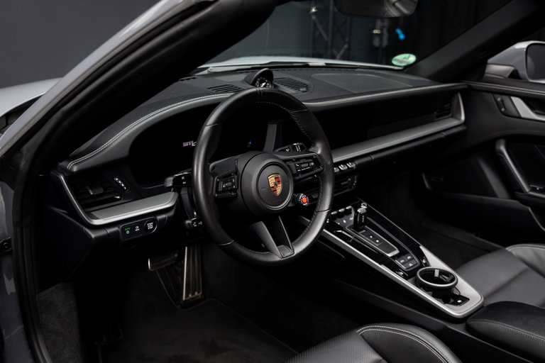 Porsche 992.2 Carrera