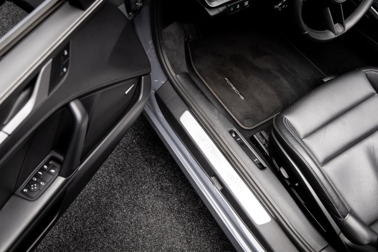 Porsche 992.2 Carrera
