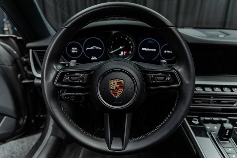 Porsche 992 Carrera