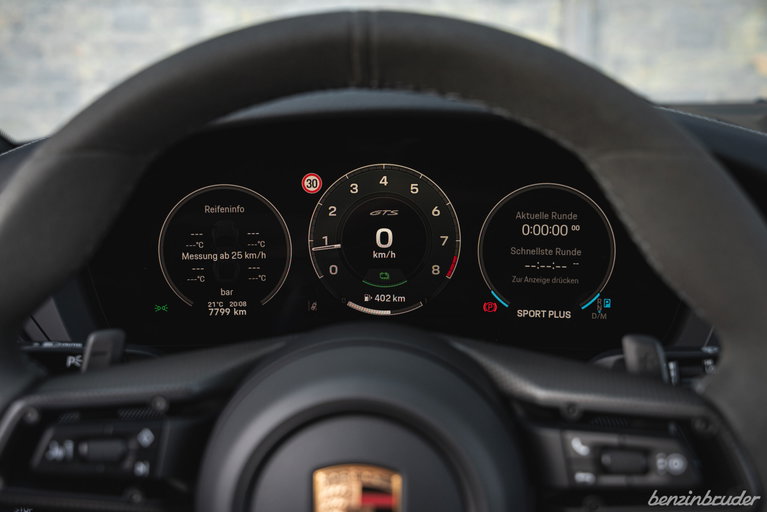 Porsche 992.2 Carrera GTS
