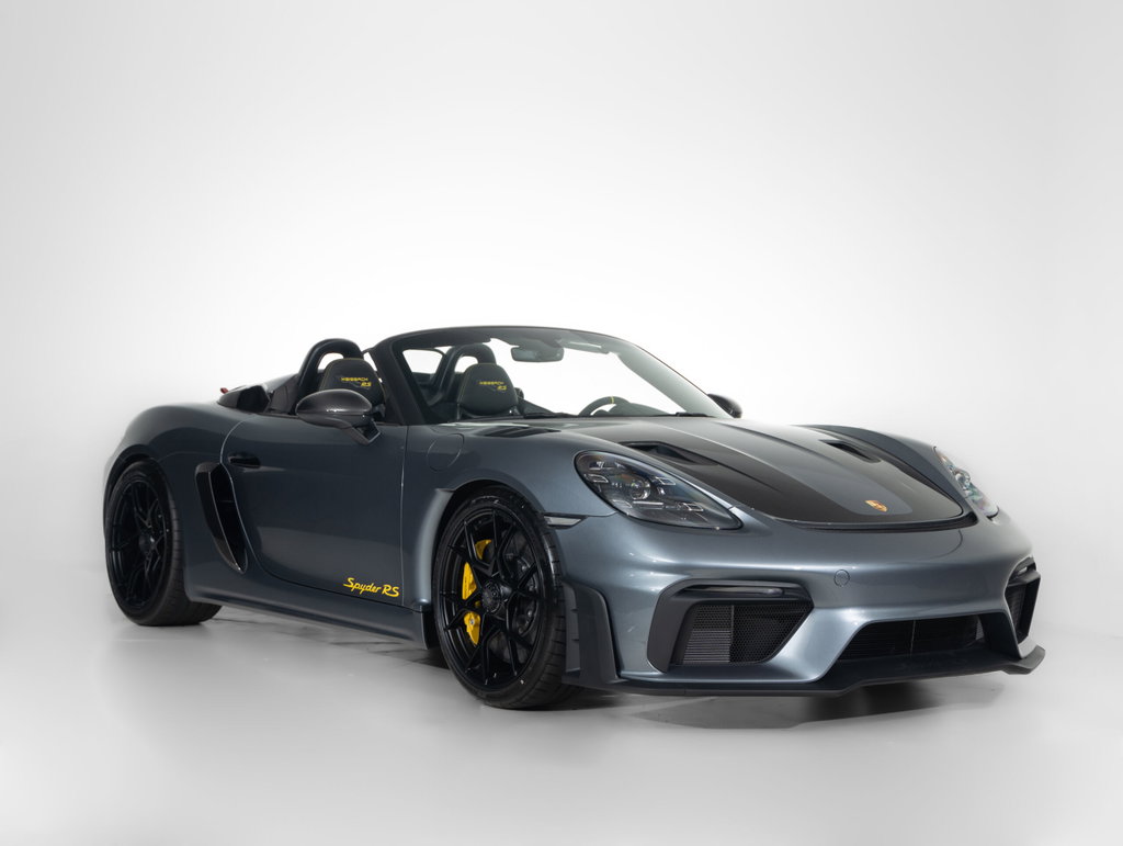 Porsche 718 Spyder RS