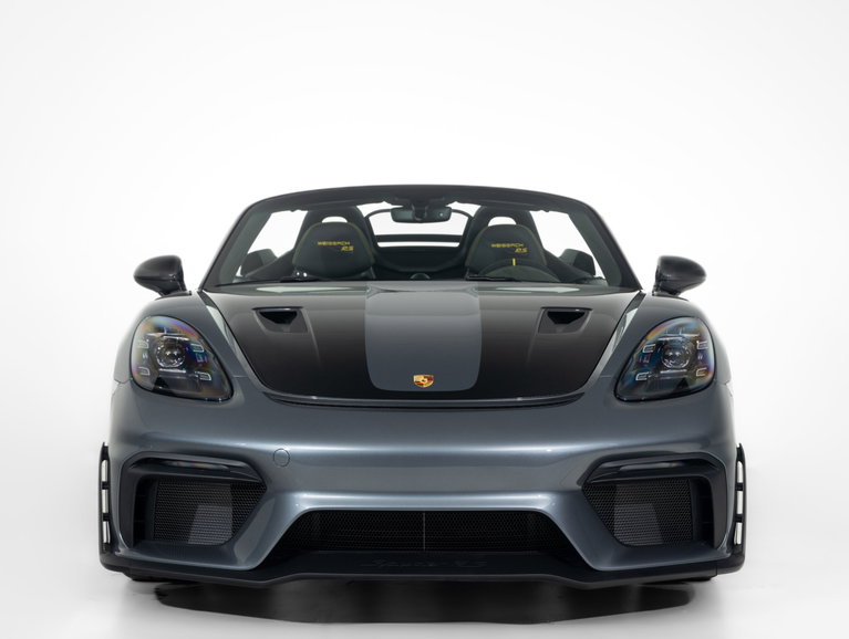 Porsche 718 Spyder RS