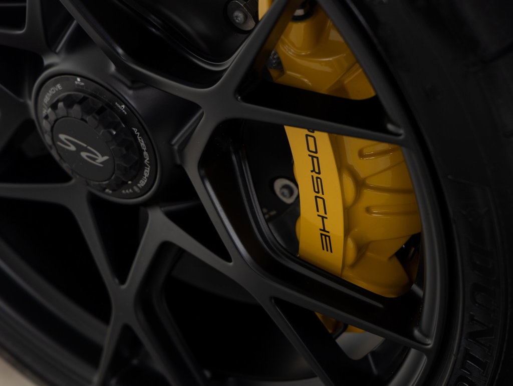 Porsche 718 Spyder RS