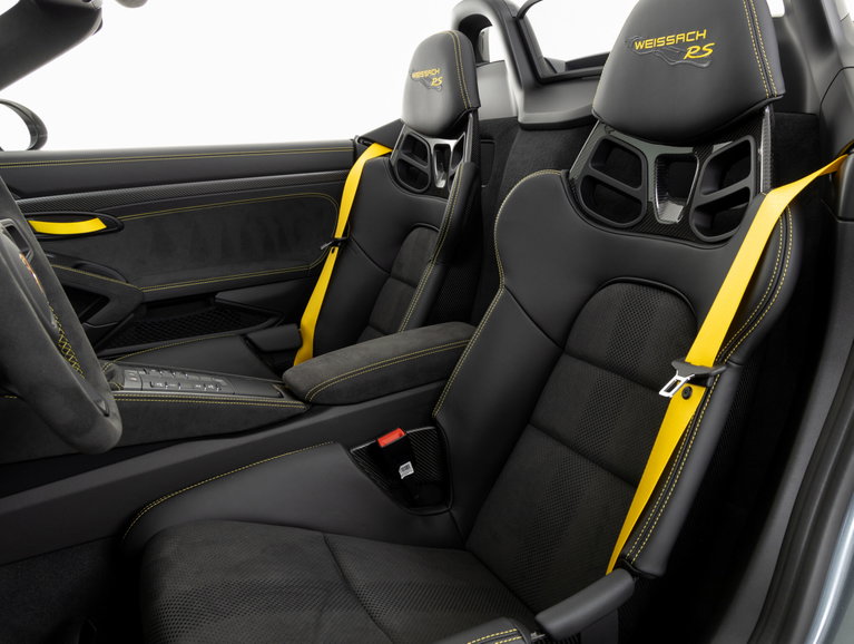 Porsche 718 Spyder RS