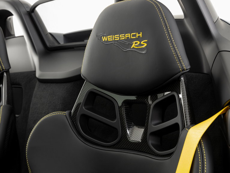 Porsche 718 Spyder RS