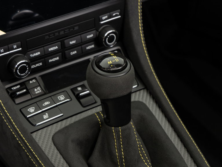 Porsche 718 Spyder RS