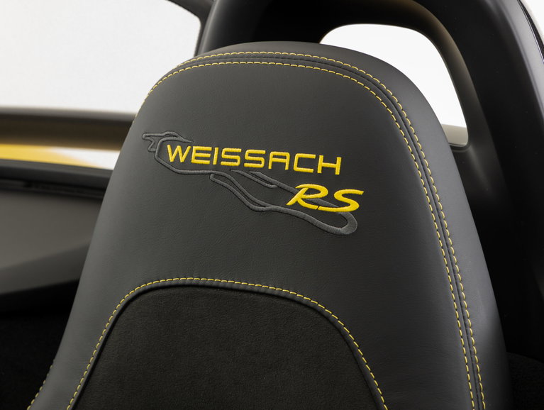 Porsche 718 Spyder RS