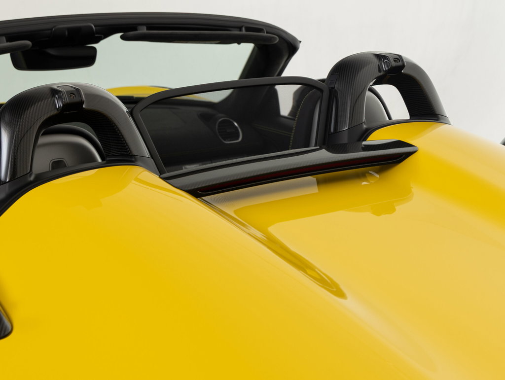 Porsche 718 Spyder RS