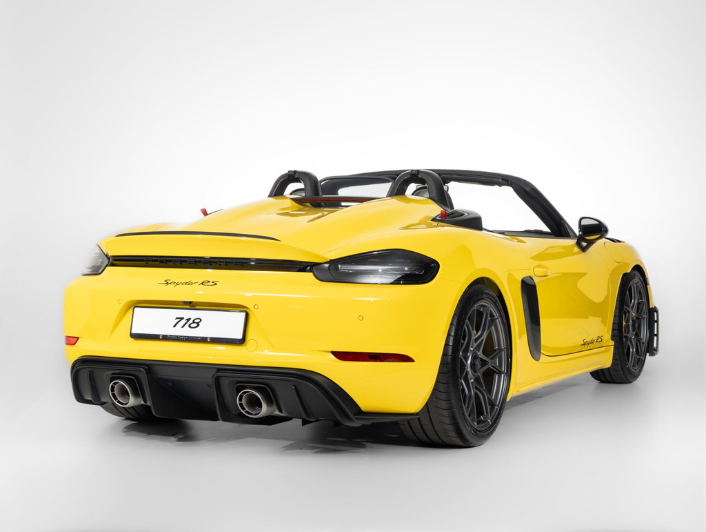 Porsche 718 Spyder RS