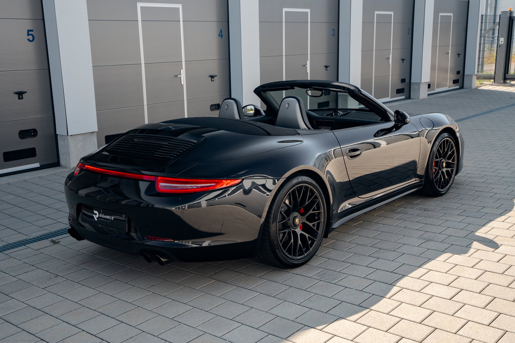 Porsche 991 Carrera 4 GTS