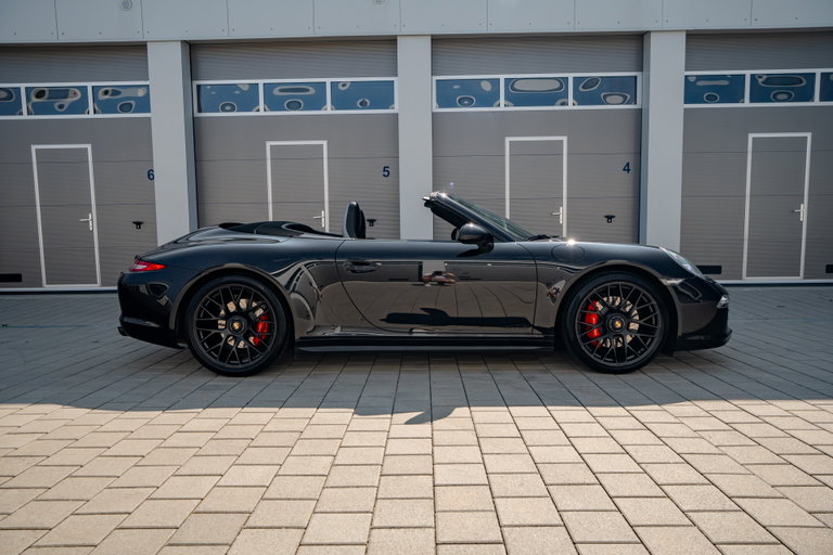 Porsche 991 Carrera 4 GTS
