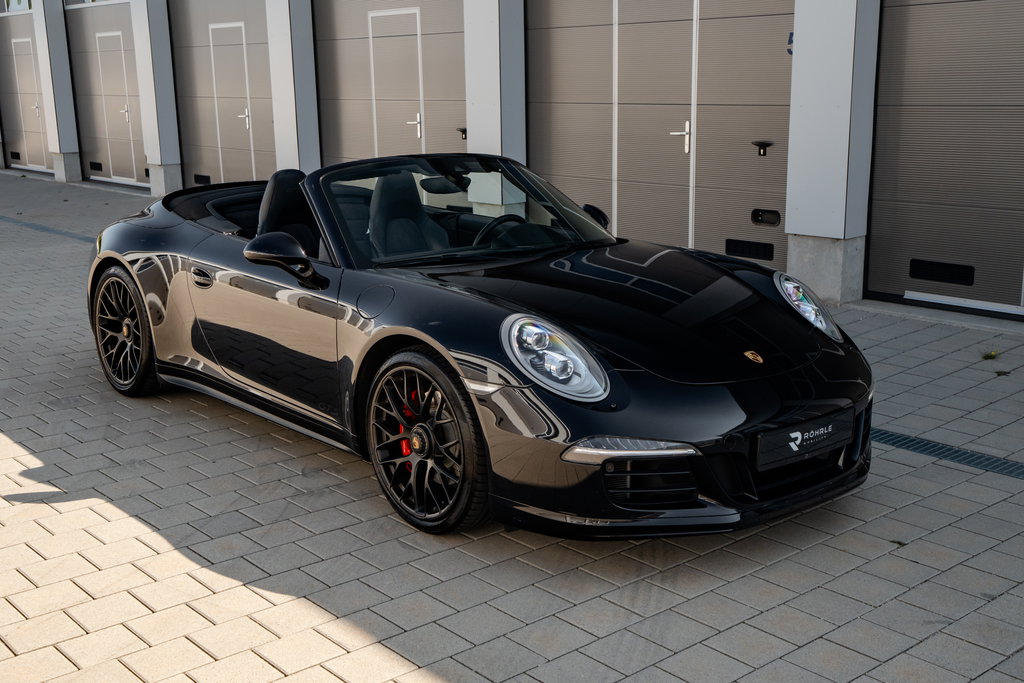 Porsche 991 Carrera 4 GTS
