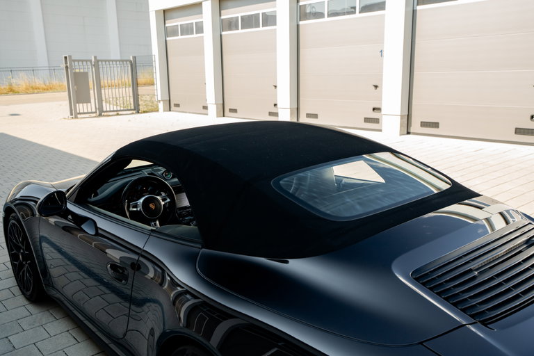 Porsche 991 Carrera 4 GTS