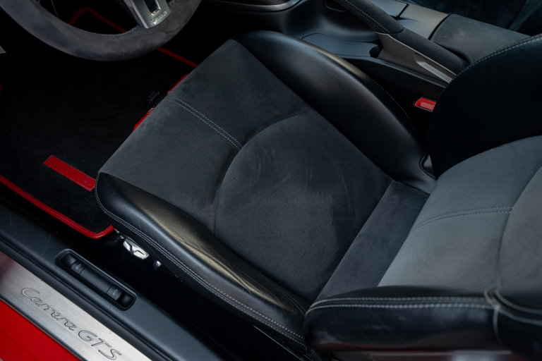 Porsche 997.2 Carrera GTS