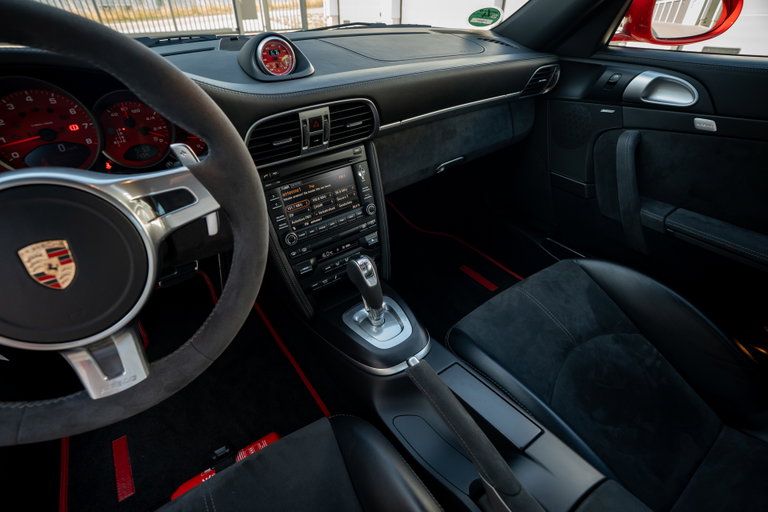 Porsche 997.2 Carrera GTS