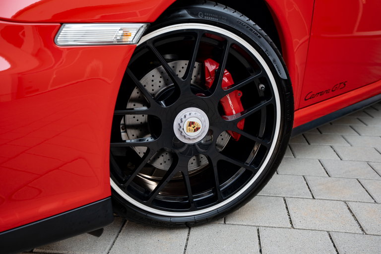 Porsche 997.2 Carrera GTS